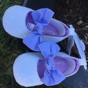 Girls Rising Star Size 2 Shoes White and Lavender